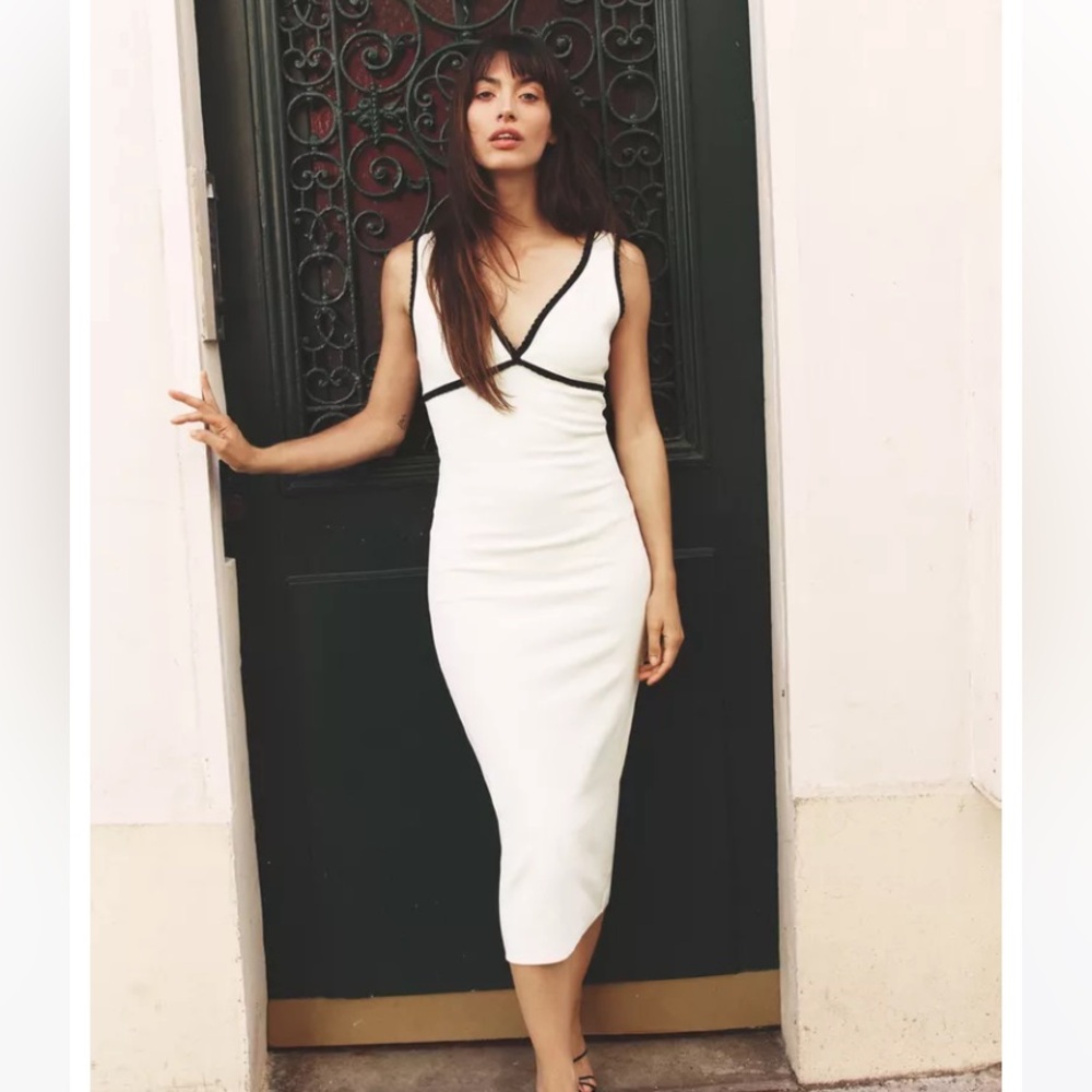 Zara NWT White Bodycon Midi Dress with Black Trim sweetheart neckline size Large